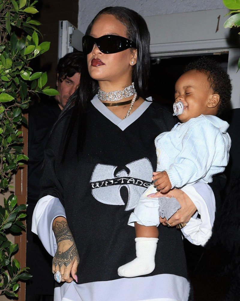 Rihanna y su hijo RZA