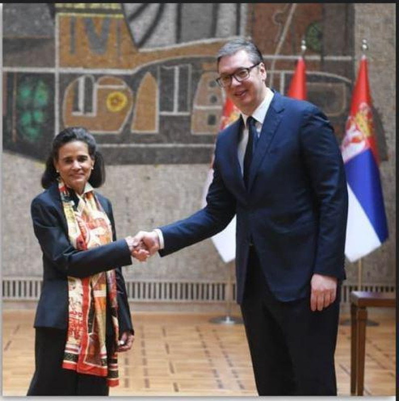 Laura Faxas fue recibida por el presidente de Serbia en el Palacio Presidencial.