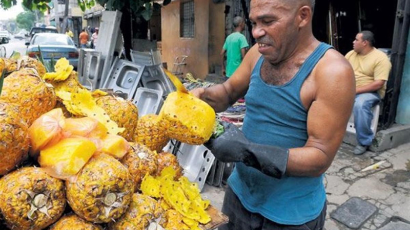 Lo que sí ha crecido es el empleo informal, aumentando 143,014 puestos de trabajo, sobre todo otros servicios, construcción y comercio.