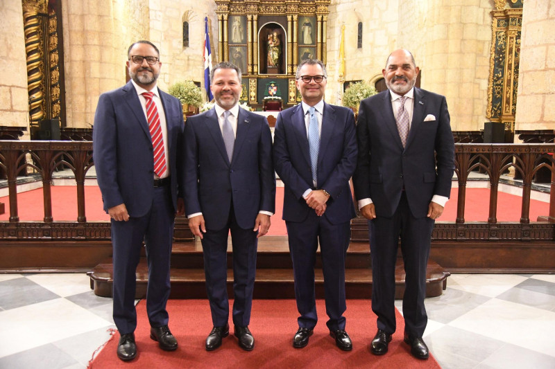 Gabriel Roig, Eduardo Cruz, Alberto Cruz y José Zapata.