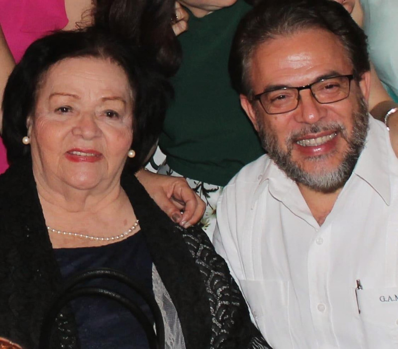 Ana Mercedes Garcia Fernández de Moreno y Guillermo Moroneo