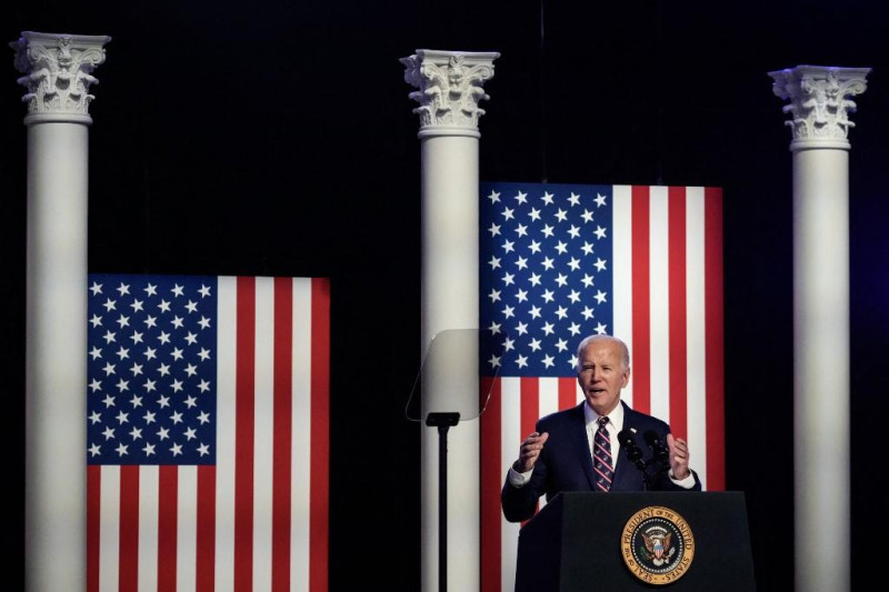 El presidente estadounidense Joe Biden habla durante un evento de campaña en el Montgomery County Community College el 5 de enero de 2024 en Blue Bell, Pennsylvania.