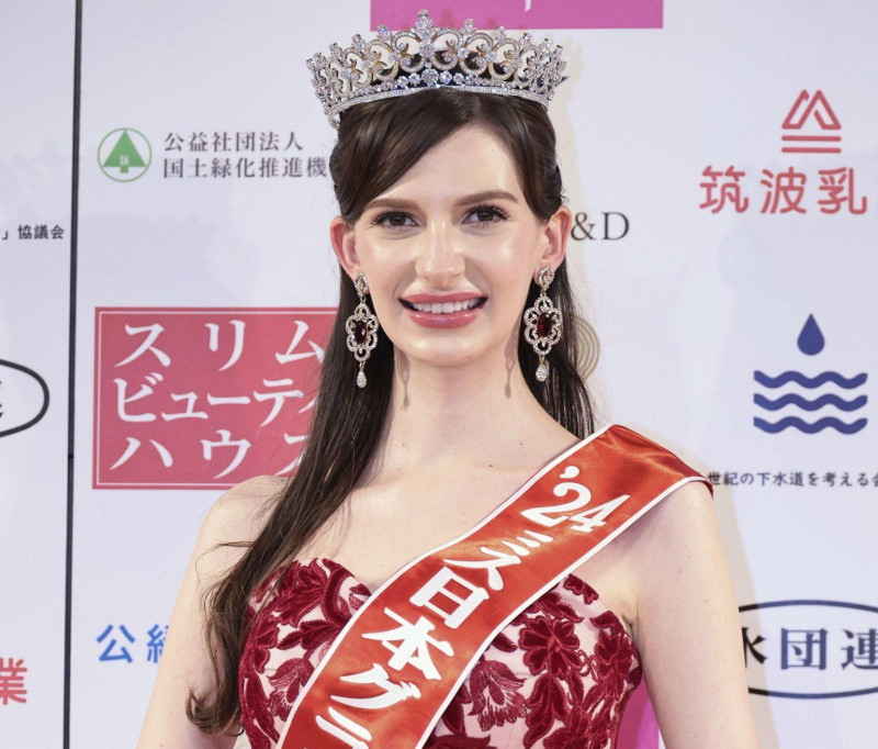 Karolina Shiino, quien fue coronada como la 56ª Miss Japón el 22 de enero en Tokio. (©Kyodo)