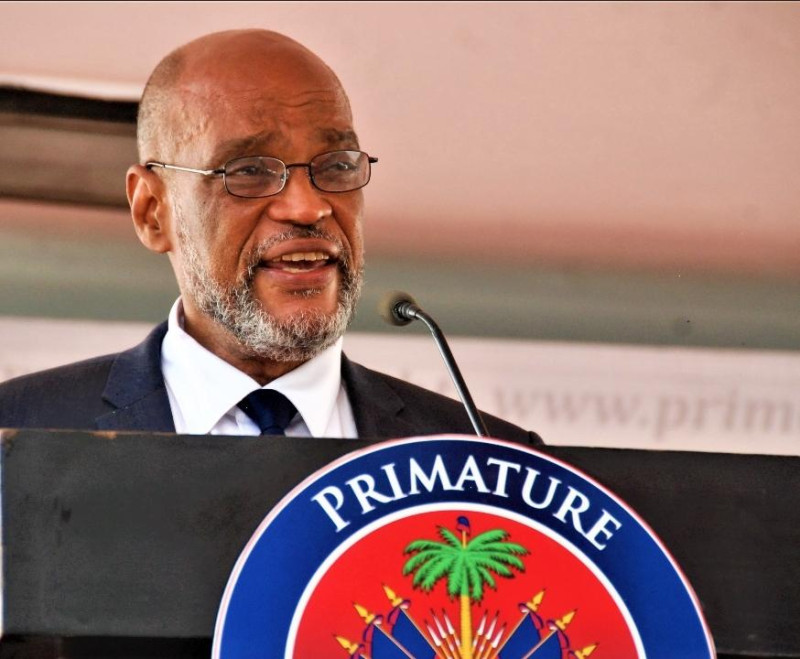 Ariel Henry sigue al frente del gobierno haitiano, con iguales funciones de primer ministro.