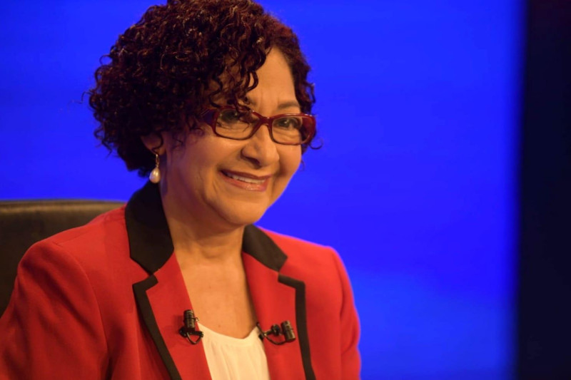 Fotografía muestra a la candidata presidencial del Frente Amplio, María Teresa Cabrera.