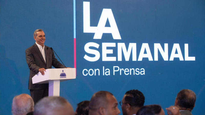 El presidente Luis Abinader durante su comparecencia en LA Semanal de ayer, lunes
