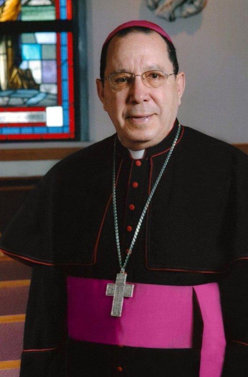 Monseñor Príamo PericlesTejeda Rosario, primer obispo de Baní.