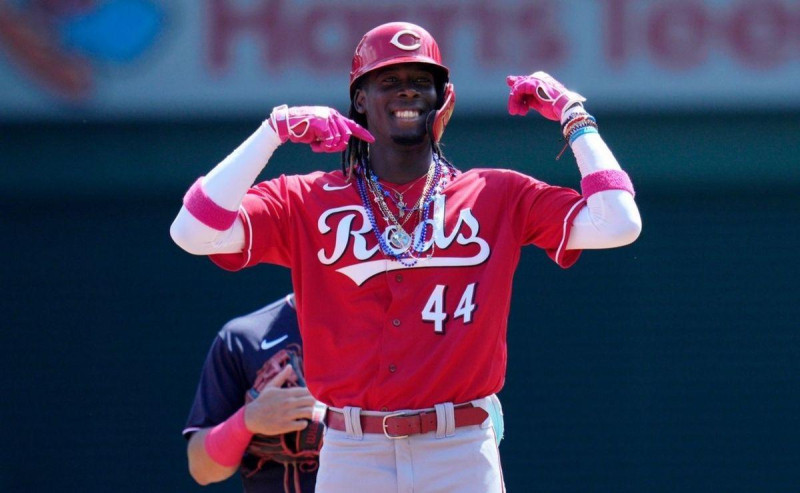 Elly de la Cruz volvió a producir a la hora buena para Cincinnati.