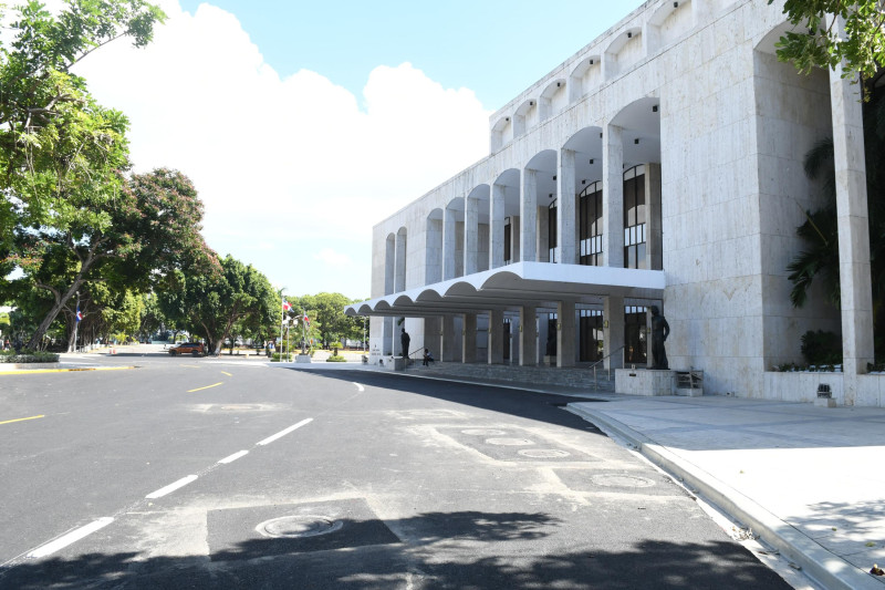 Teatro Nacional tras toma de posesión del presidente Luis Abinader.