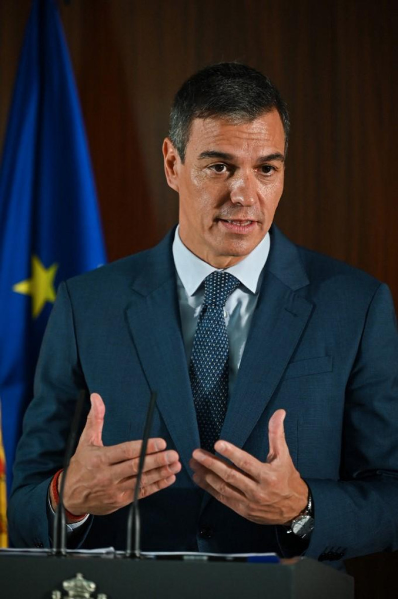 El presidente del Gobierno español, Pedro Sánchez, habla durante una conferencia de prensa en el Parque Industrial Mondragón en Kunshan, ubicado en la provincia de Jiangsu, sureste de China, cerca de Shanghai, el 11 de septiembre de 2024.