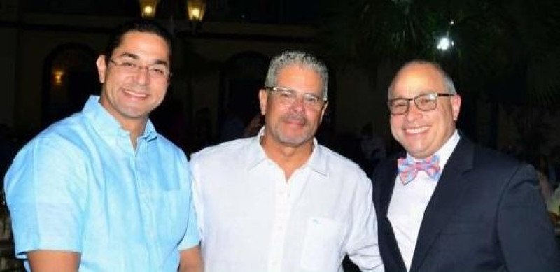 Salvador Egea, al centro, director del torneo, junto a Jorge Subero Medina, presidente ejecutivo de Cap Cana y Silvano Suazo, director de la Marina Cap Cana.
