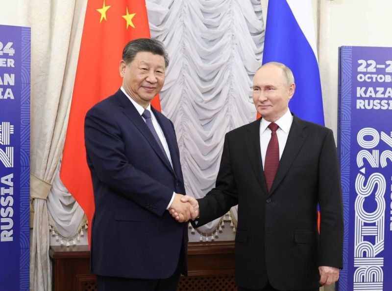 El presidente chino, Xi Jinping y el presidente ruso Vladimir Putin