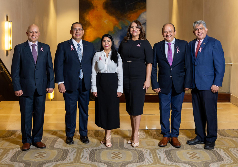 Juan Manuel Clavijo, Efrén Ortíz, Aishell Sánchez, Verónika Ramírez, Camilo Rodríguez y Tamy Santana.