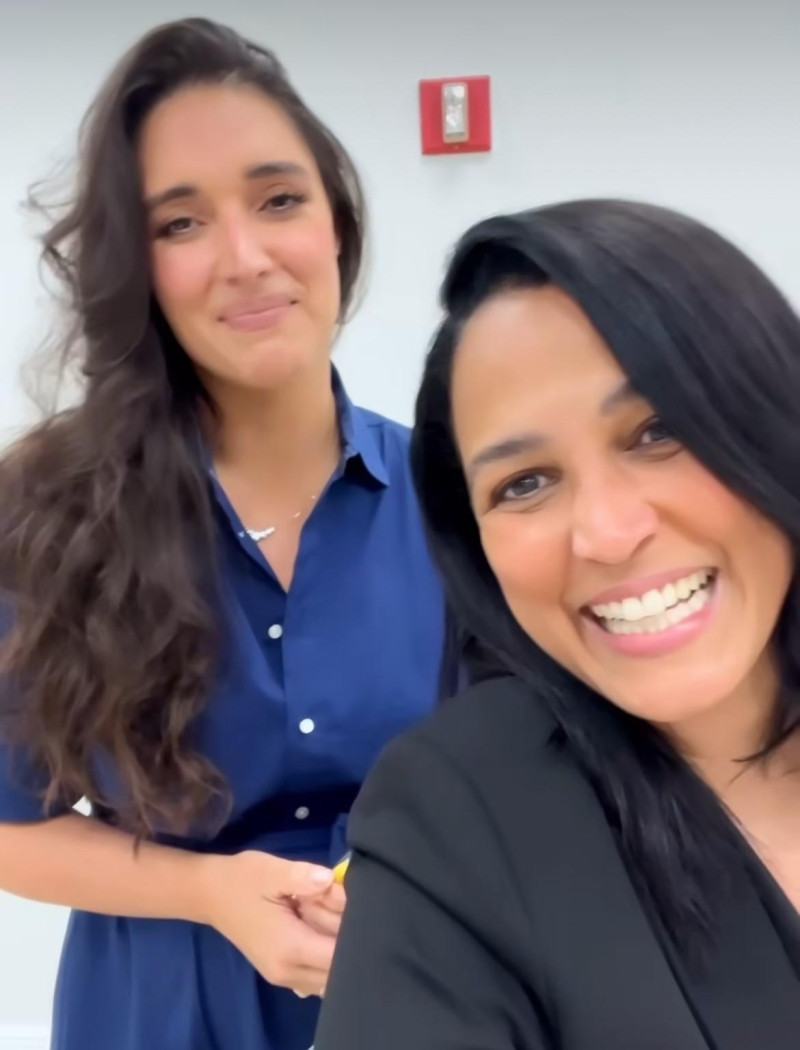 Amelia Vega y Celinés Toribio.