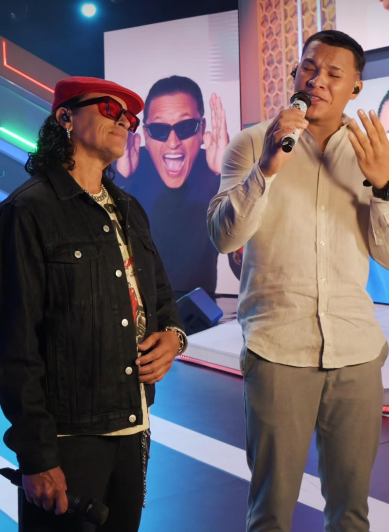 Elvis Crespo y Ebenezer Guerra.