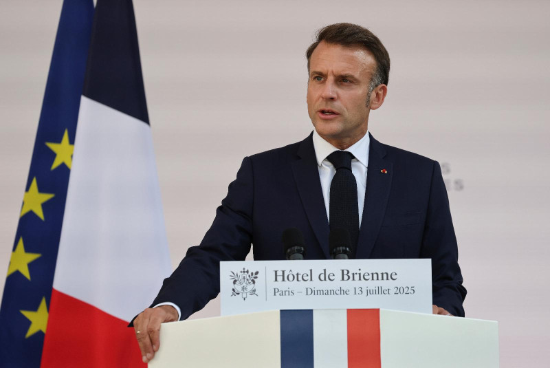 El presidente francés Emmanuel Macron en un discurso a jefes militares en el Hotel le Brienne ayer en París.