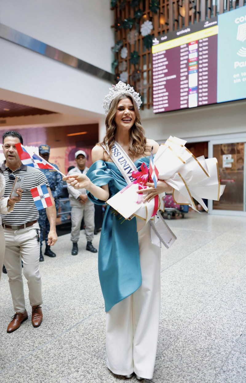 Yamilex Hernández a su llegada a República Dominicana