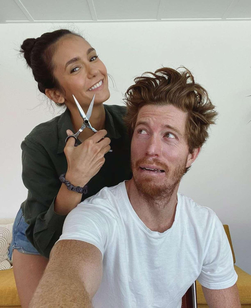 Shaun White y Nina Dobrev se separan.