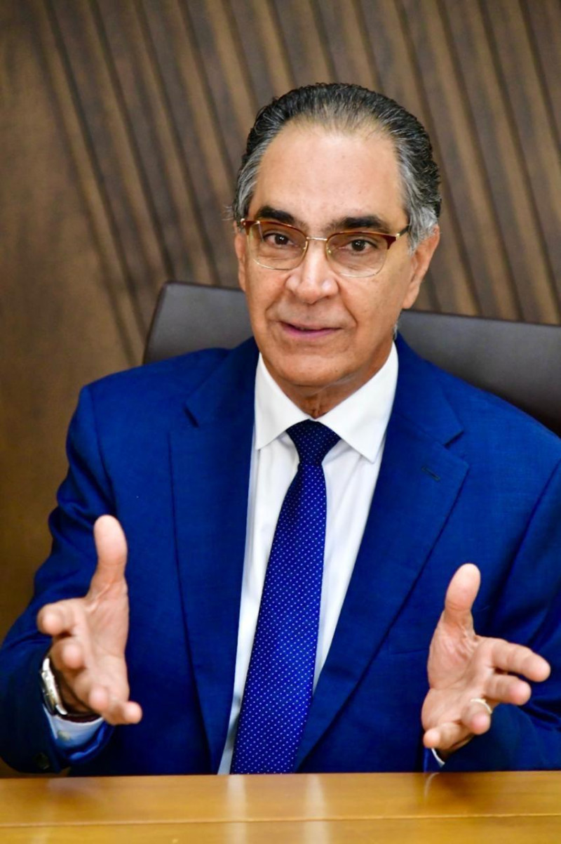 Al referirse a las declaraciones del presidente Luis Abinader, quien aseguró que puede tener amigos, pero nunca cómplices, Hazim saludó y coincidió con ese planteamiento.