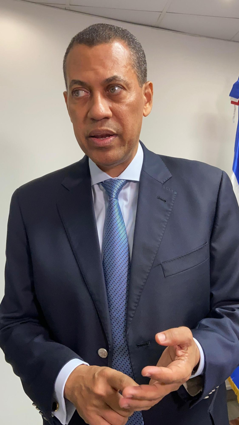 El Presidente del Consejo Directivo del Instituto Dominicano de Telecomunicaciones (Indotel), Guido Gómez Mazara.