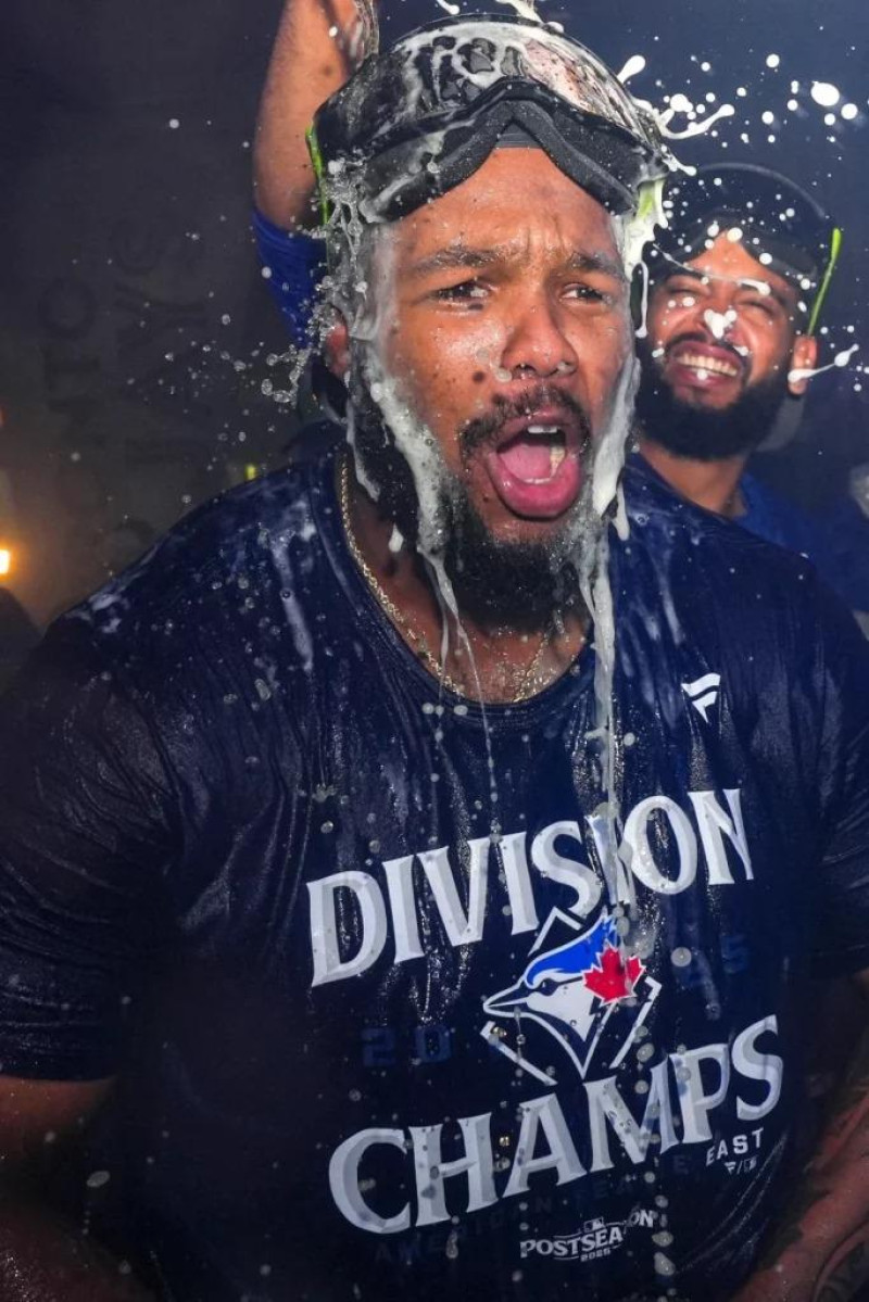 Vladimir Guerero Jr estará de nuevo en los playoffs con los azulejos, en su caso comenzará en la serie divisional.