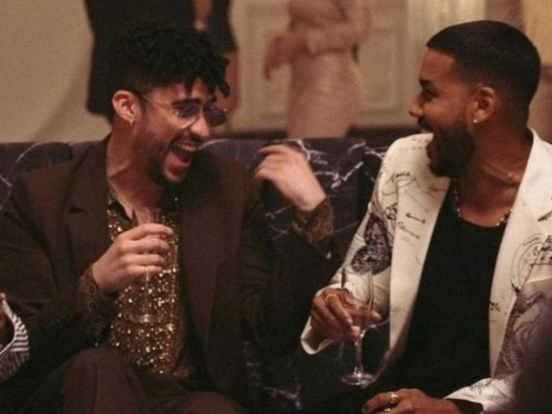 Bad Bunny y Romeo Santos en la grabación del video musical de "Volví" junto a Aventura.