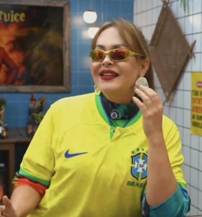 Gaby Spanic golpea compañera en reality brasileño.