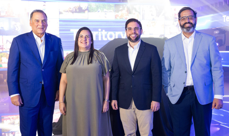 Fernando Villanueva Sued, Rosángela Guerra, Ignacio Saint Hilaire y Joan Abreu.