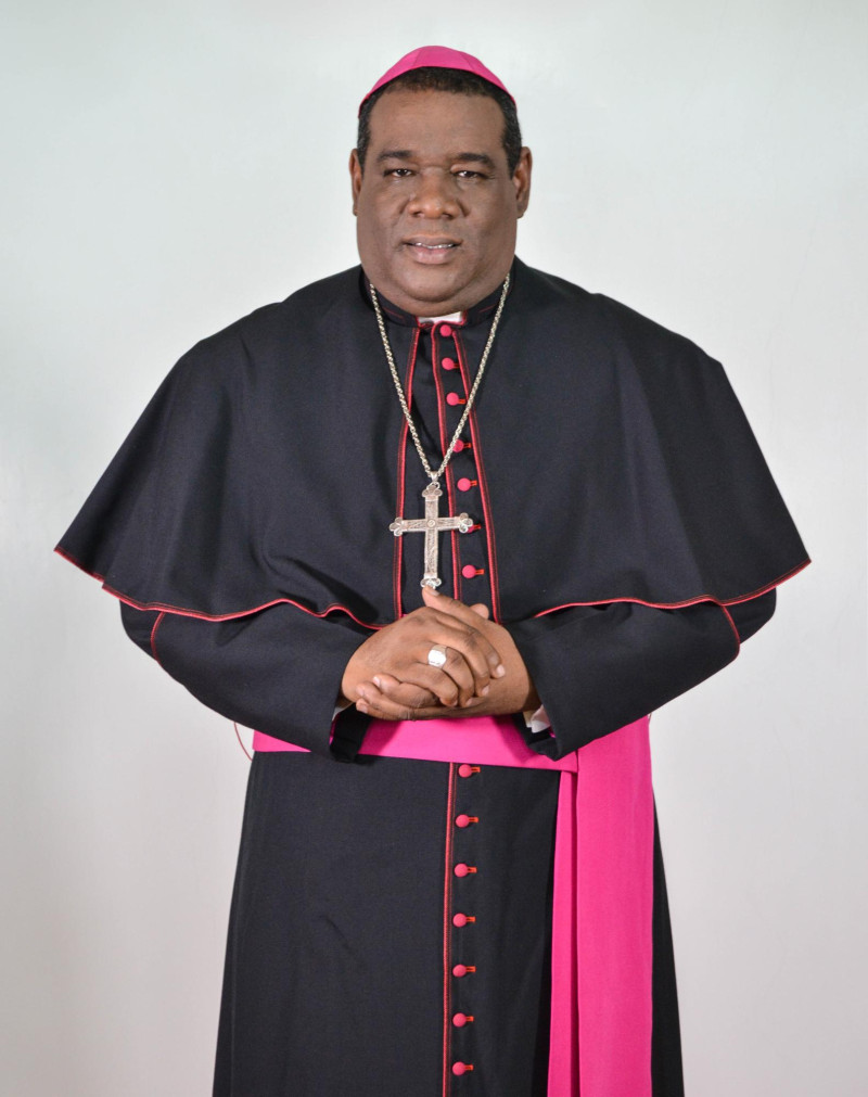 Obispo Jesús Castro Marte.