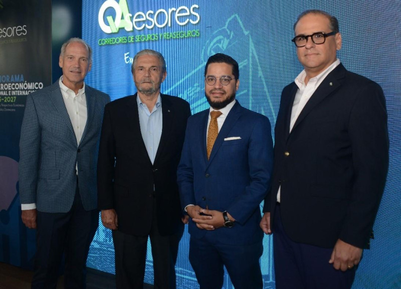 Bernardo González Del Rey, Ángel del Valle, Raúl Ovalle y Ramón Omar Alma.