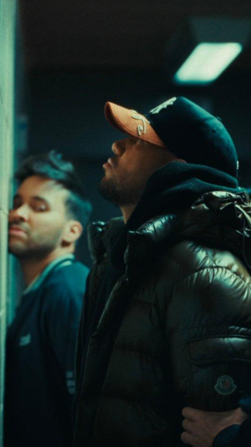 Romeo Santos y Prince Royce en video promocional de su gira.