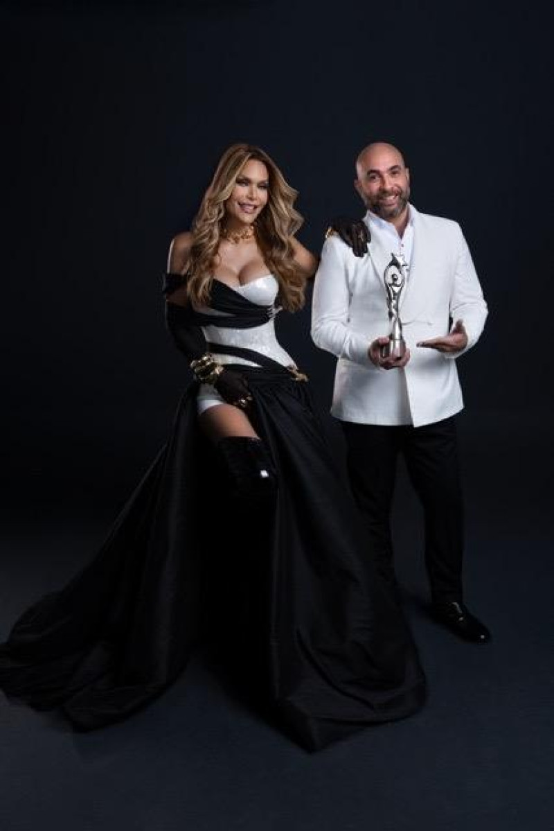 Acroarte anuncia los presentadores de Premios Soberano 2026.