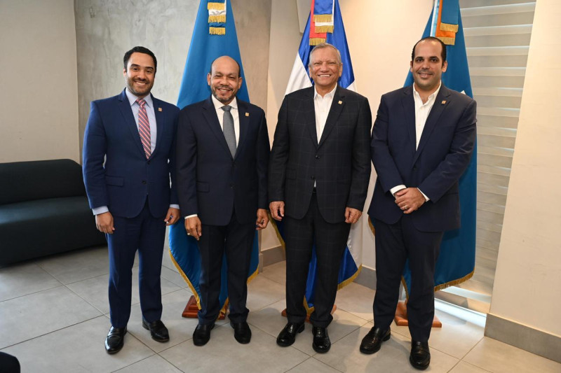 Luis Valdez, ya asumió la titularidad de Seguros Reservas