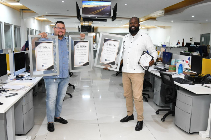 Fotógrafos del Listín Diario Leonel Matos y Raúl Asencio