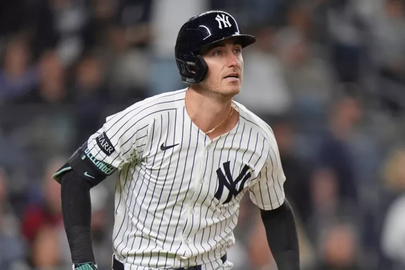 Cody Bellinger, de los Yankees, recorre las bases tras batear un jonrón ante Detroit, el 9 de septiembre de 2025, en Nueva York.