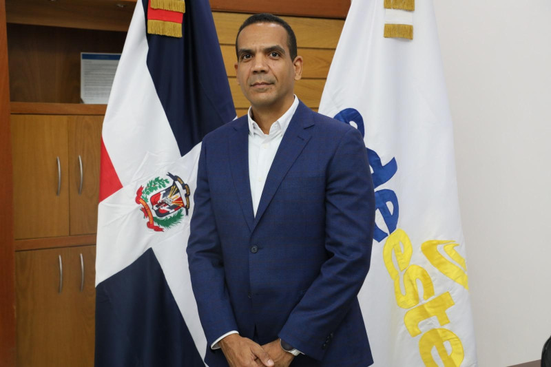 El ingeniero Emilio Contreras es el nuevo gerente general de EDEEste.