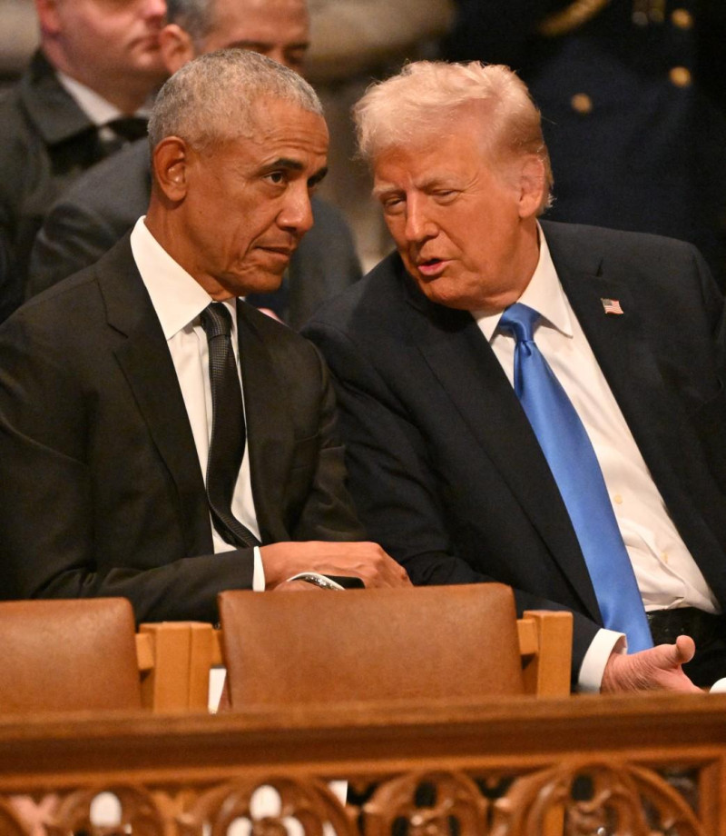 El expresidente estadounidense Barack Obama junto al presidente actual Donald Trump.