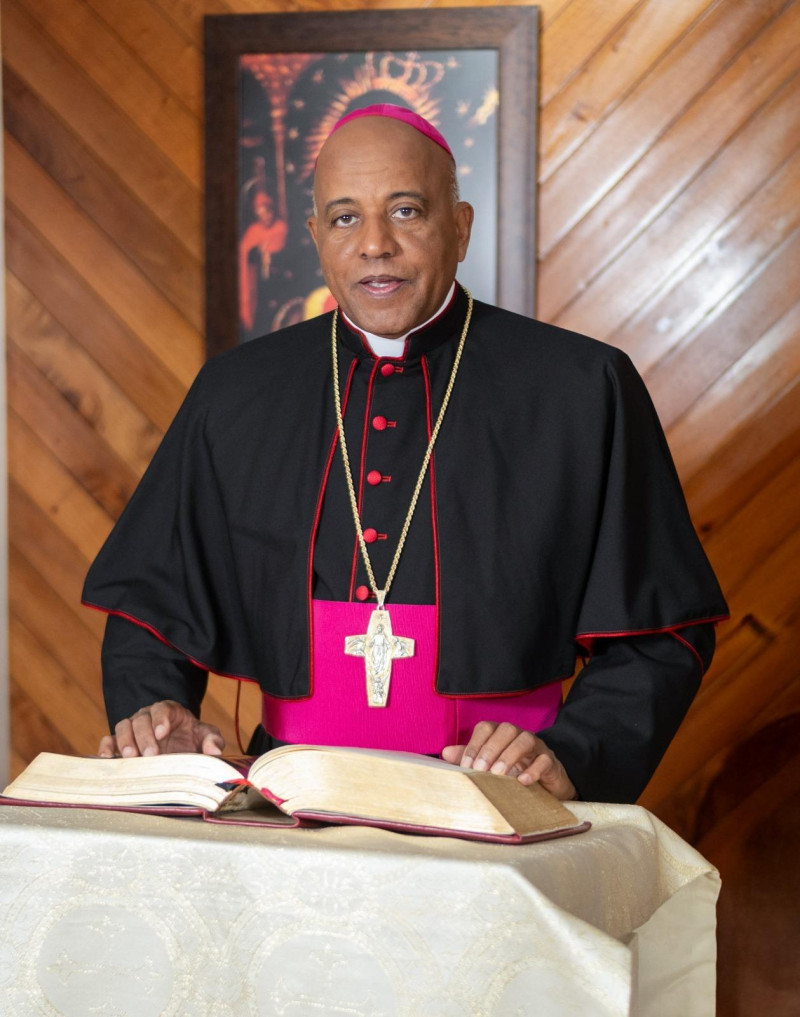 Obispo de la Diócesis Stella Maris, de Santo Domingo Este, Manuel Ruiz de la Rosa.