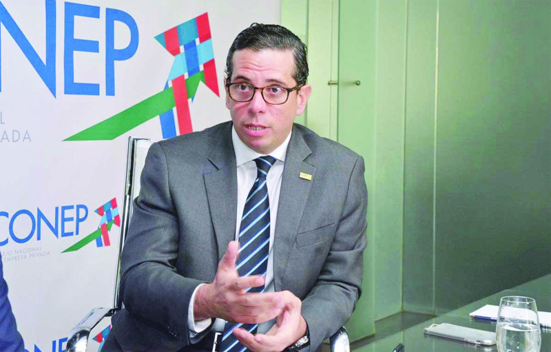 El vicepresidente ejecutivo del Conep, César Dargam, dijo que el sector empresarial valora las políticas monetarias.