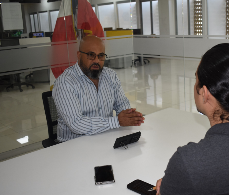 El presidente de la Asociación de Movilidad Eléctrica Dominicana, Edwin Martínez, en entrevista con Listín Diario.