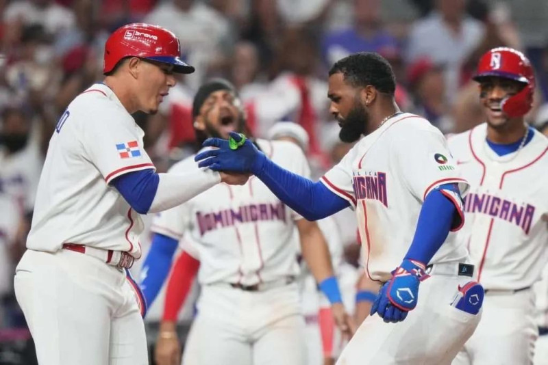 Manny Machado, Junior Caminero, Julio Rodríguez fueron parte importante de la gran ofensiva mostrada por los dominicanos frente a Nicaragua.