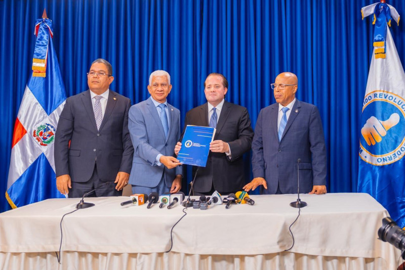 PRM presenta proyecto de ley para fortalecer la integridad y el control del financiamiento en los partidos políticos