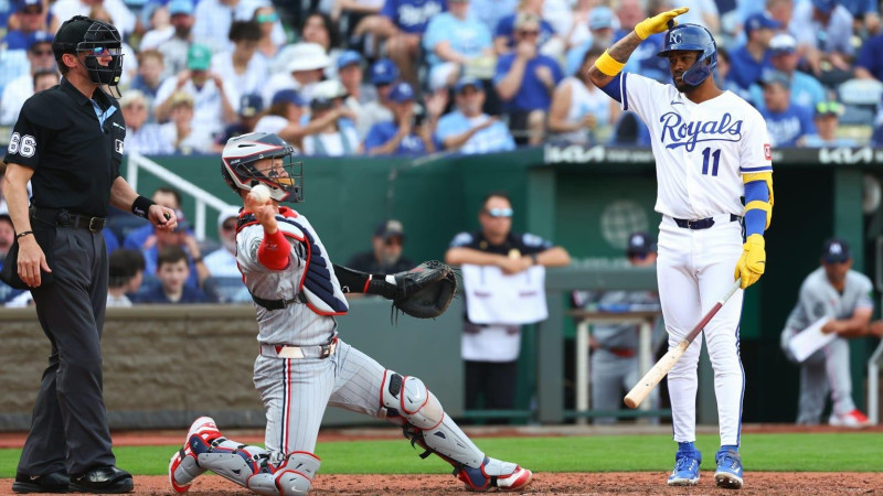 Maikel García al momento de pedir la repetición de un lanzamiento vía el sistema ABS.