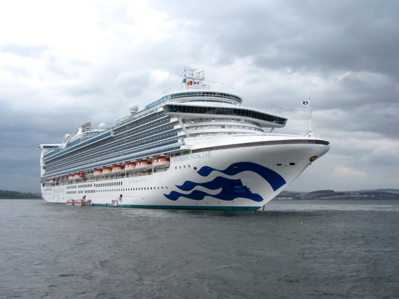 Imagen de crucero Caribbean Princess de Princess Cruises.