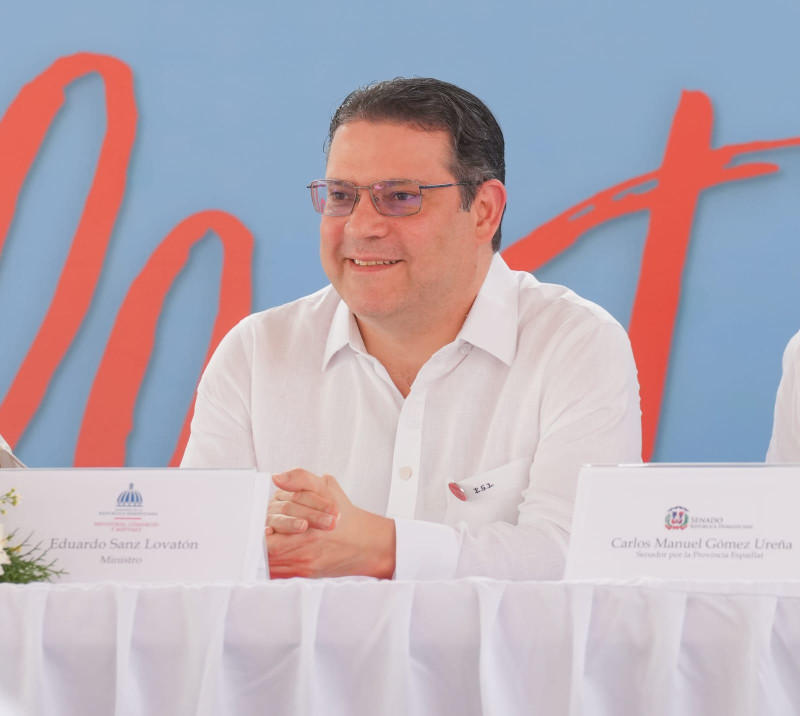 El ministro Yayo Sanz Lovatón invita a los emprendedores y empresarios de Dan Pedro de Macorís y zonas aledañas.