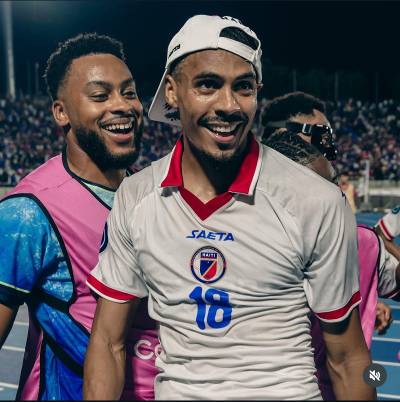 Wilson Isidor, delantero de la selección de fútbol de Haití.
