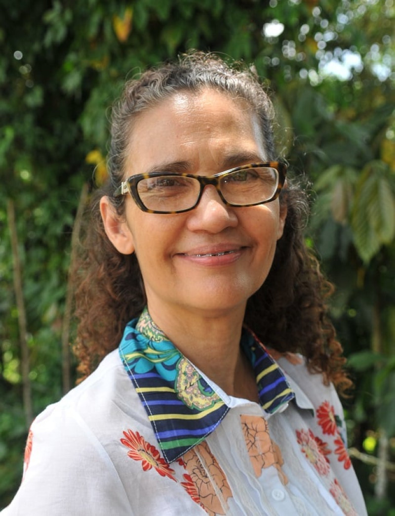 Rita Montes de Oca, coordinadora del proyecto Luces para aprender en República Dominicana, comenta que Internet es un derecho y los niños y niñas de las escuelas, los maestros y las comunidades deben tener acceso a él.