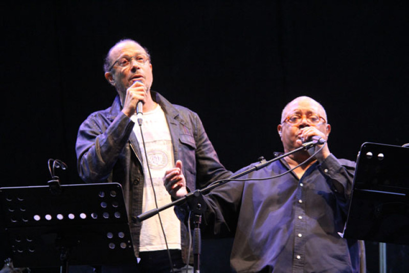 Momento. Pablo Milanés y José Antonio Rodríguez cantan juntos la canción titulada “Amor de otoño” de su reciente disco.