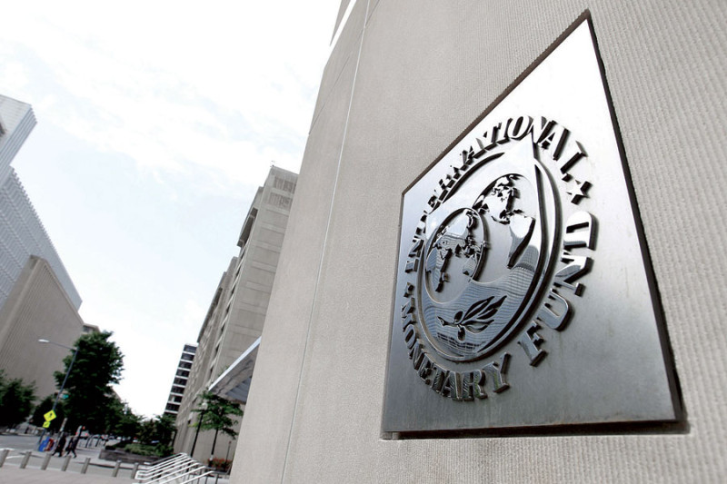 Fachada. Los representantes del Fondo Monetario Internacional (FMI) evalúan las economías de los países miembros.