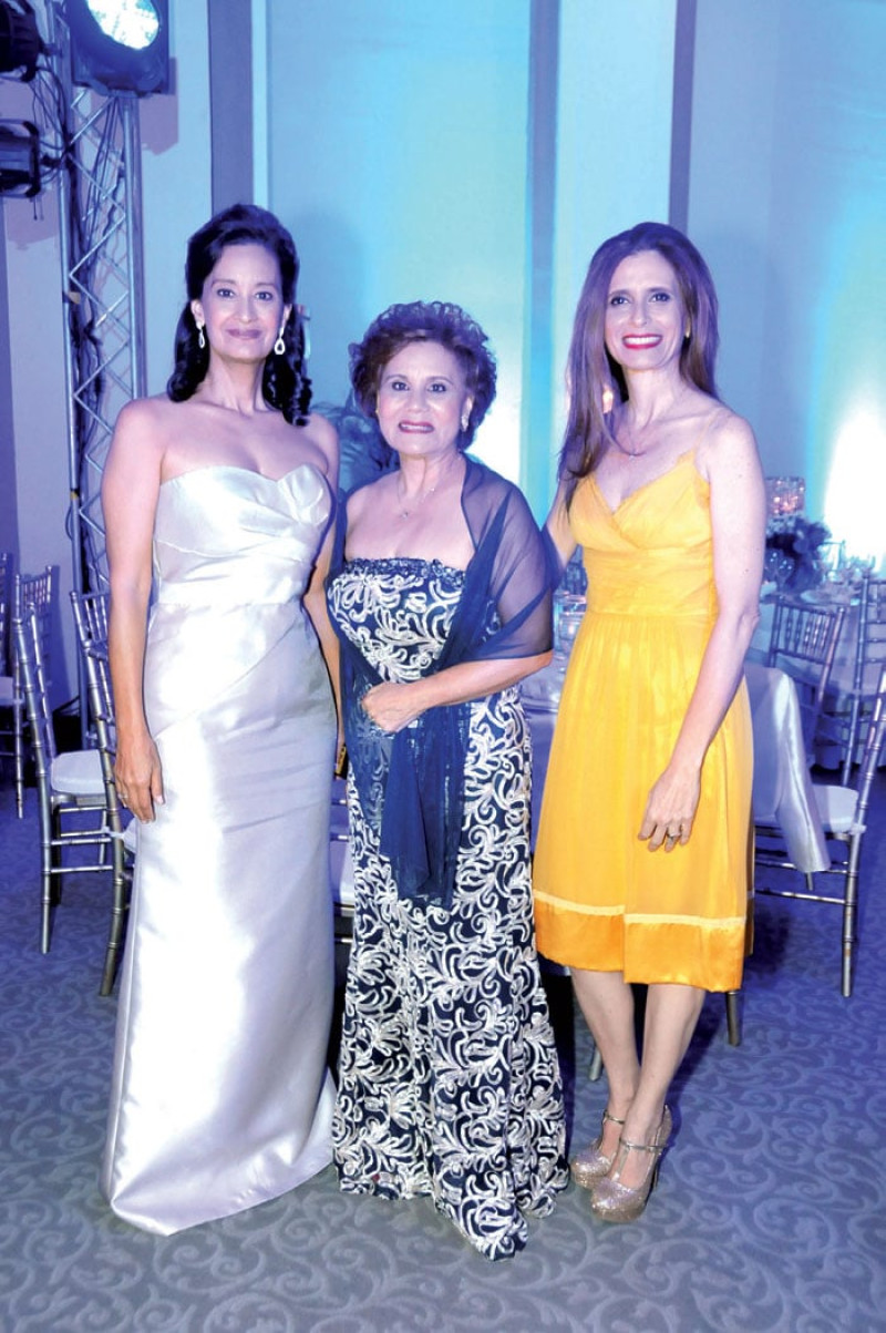 Margarita Moronta, Rosalía Rivas de Armenteros y Gilda Brache de Latour.